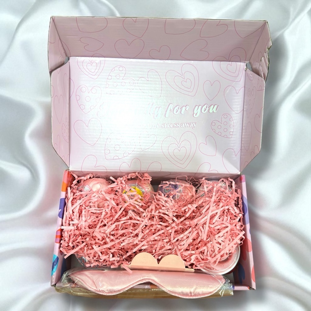 CleanBliss|Luxury Spa Gift Set Shower Steamers, Bath Bombs, Candles & Body Scrub - Picture 8 of 12